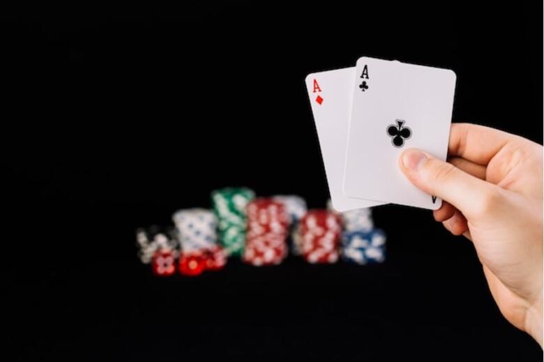 ブラックジャックのインシュランスとは？その他知っておきたい用語を解説